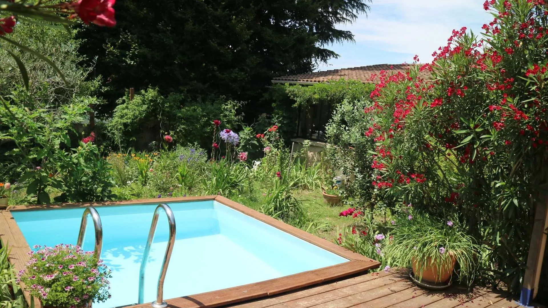 Un Temps Pour Le Reve Bed & Breakfast Valence  0*, Valence (Drome) France